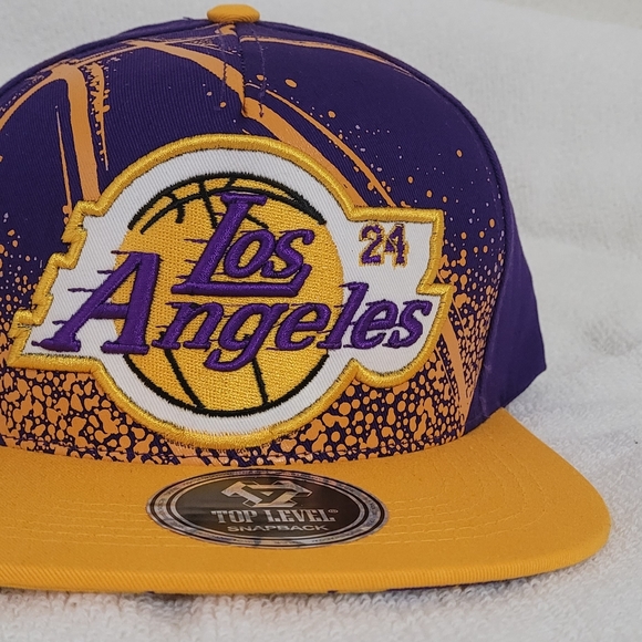 Baseball Caps - Picture 3 of 16